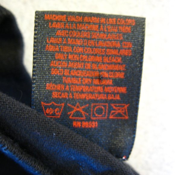 Betty Page pin-up photo shoot tshirt - Picture 6 of 6